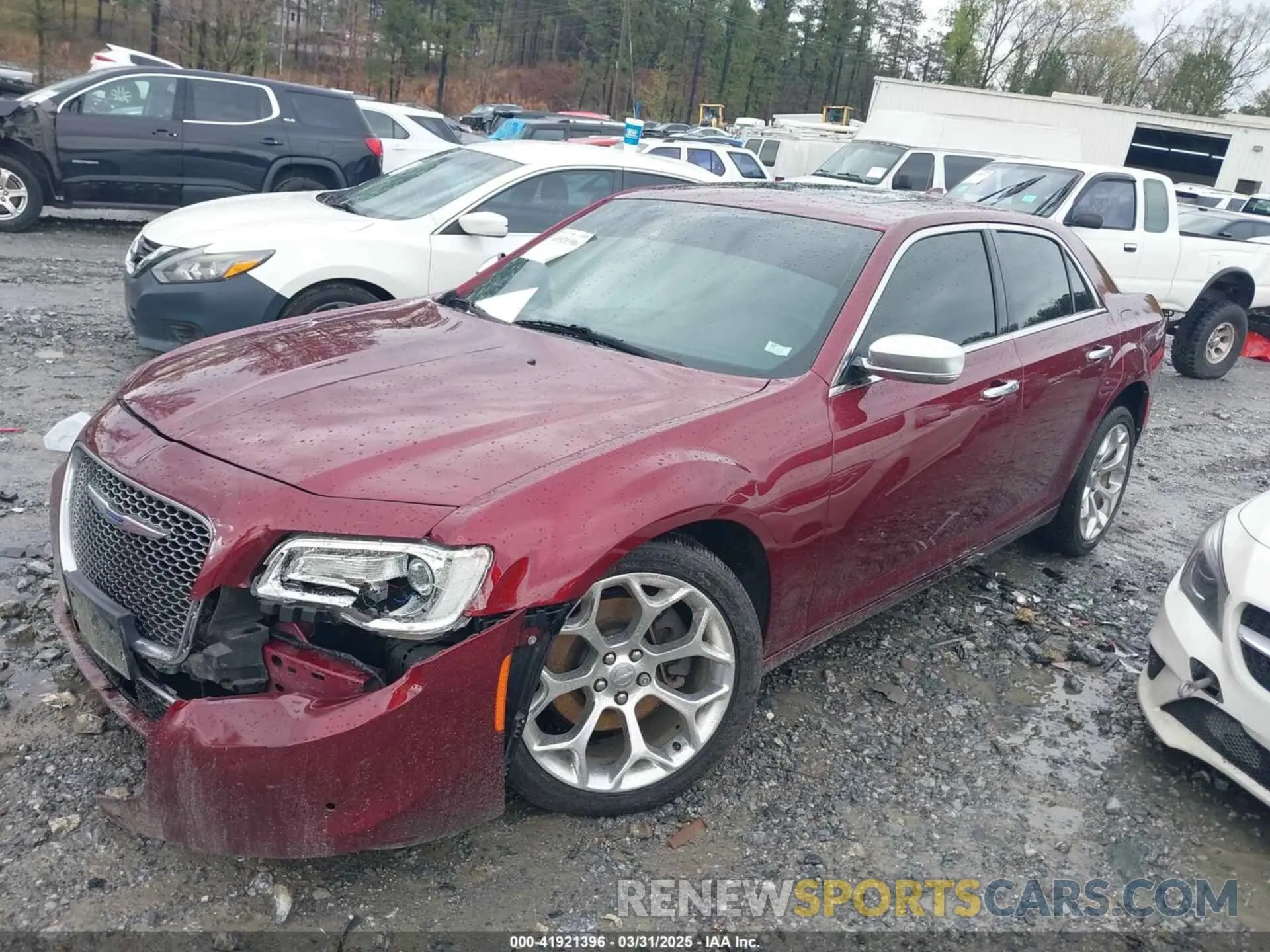 2 Photograph of a damaged car 2C3CCAPT4LH182008 CHRYSLER 300 2020