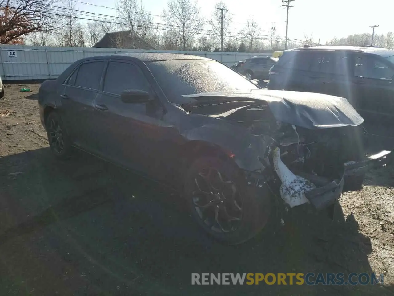 4 Photograph of a damaged car 2C3CCARG9LH142135 CHRYSLER 300 2020