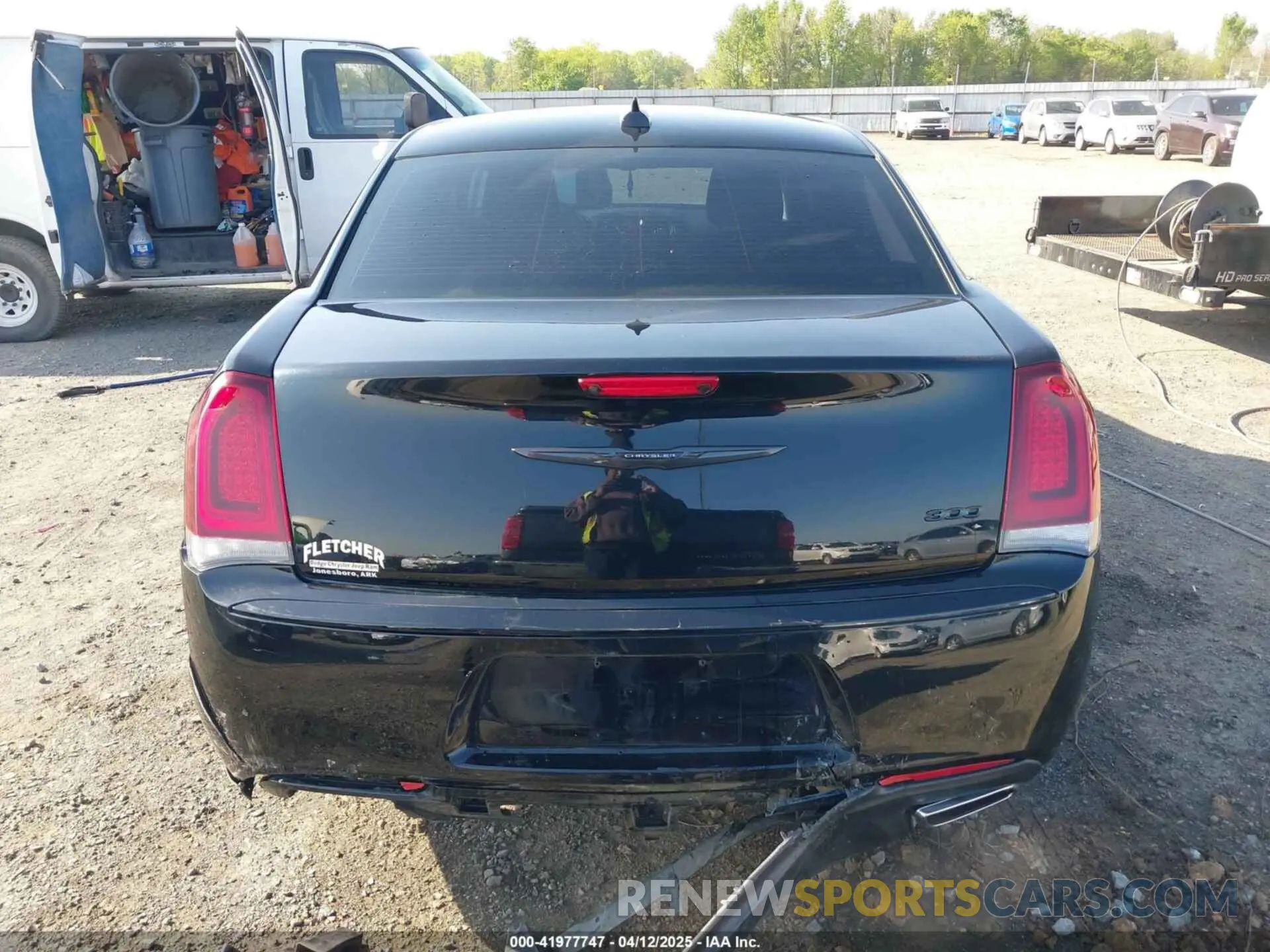 16 Photograph of a damaged car 2C3CCAAG0MH572181 CHRYSLER 300 2021
