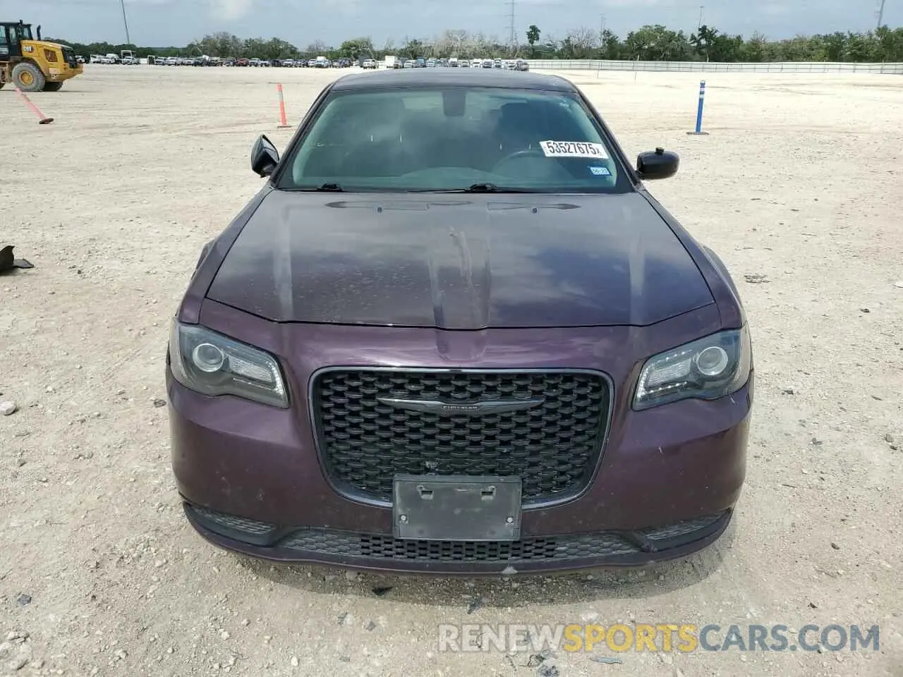 5 Photograph of a damaged car 2C3CCAAG3MH604184 CHRYSLER 300 2021