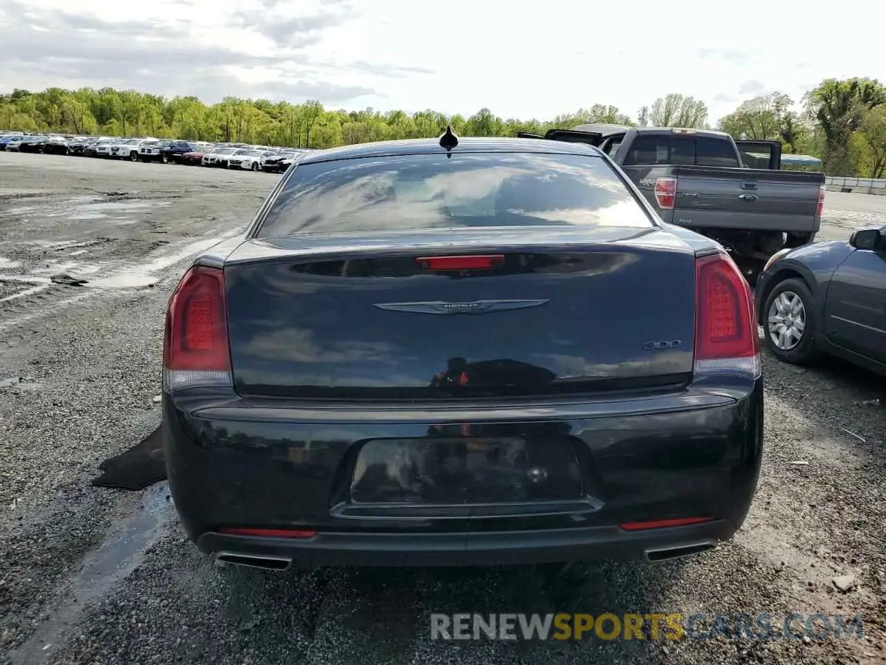 6 Photograph of a damaged car 2C3CCAAG3MH640652 CHRYSLER 300 2021