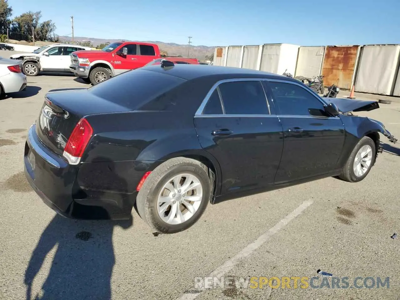 3 Photograph of a damaged car 2C3CCAAG6MH530470 CHRYSLER 300 2021