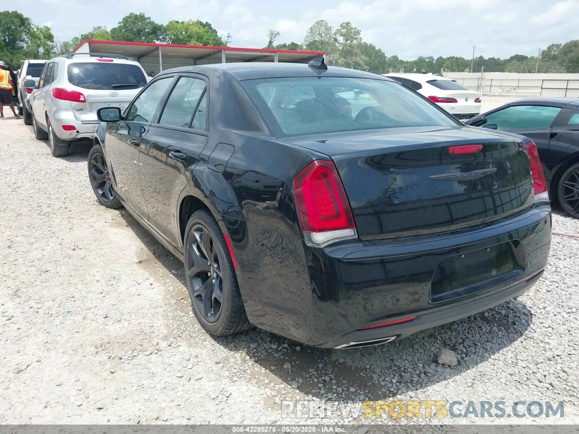 3 Photograph of a damaged car 2C3CCAAG8MH661593 CHRYSLER 300 2021