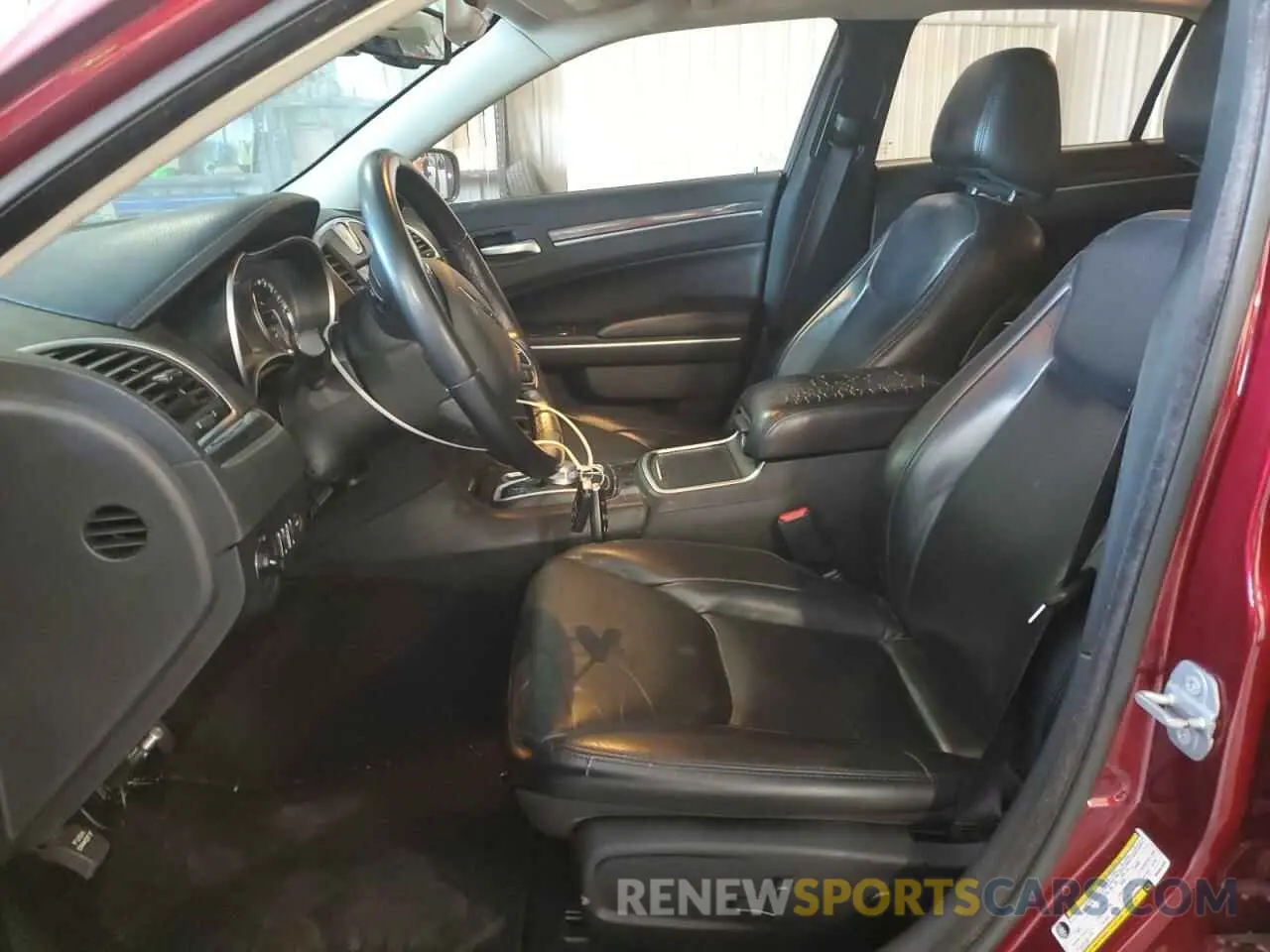 7 Photograph of a damaged car 2C3CCAAG9MH661649 CHRYSLER 300 2021