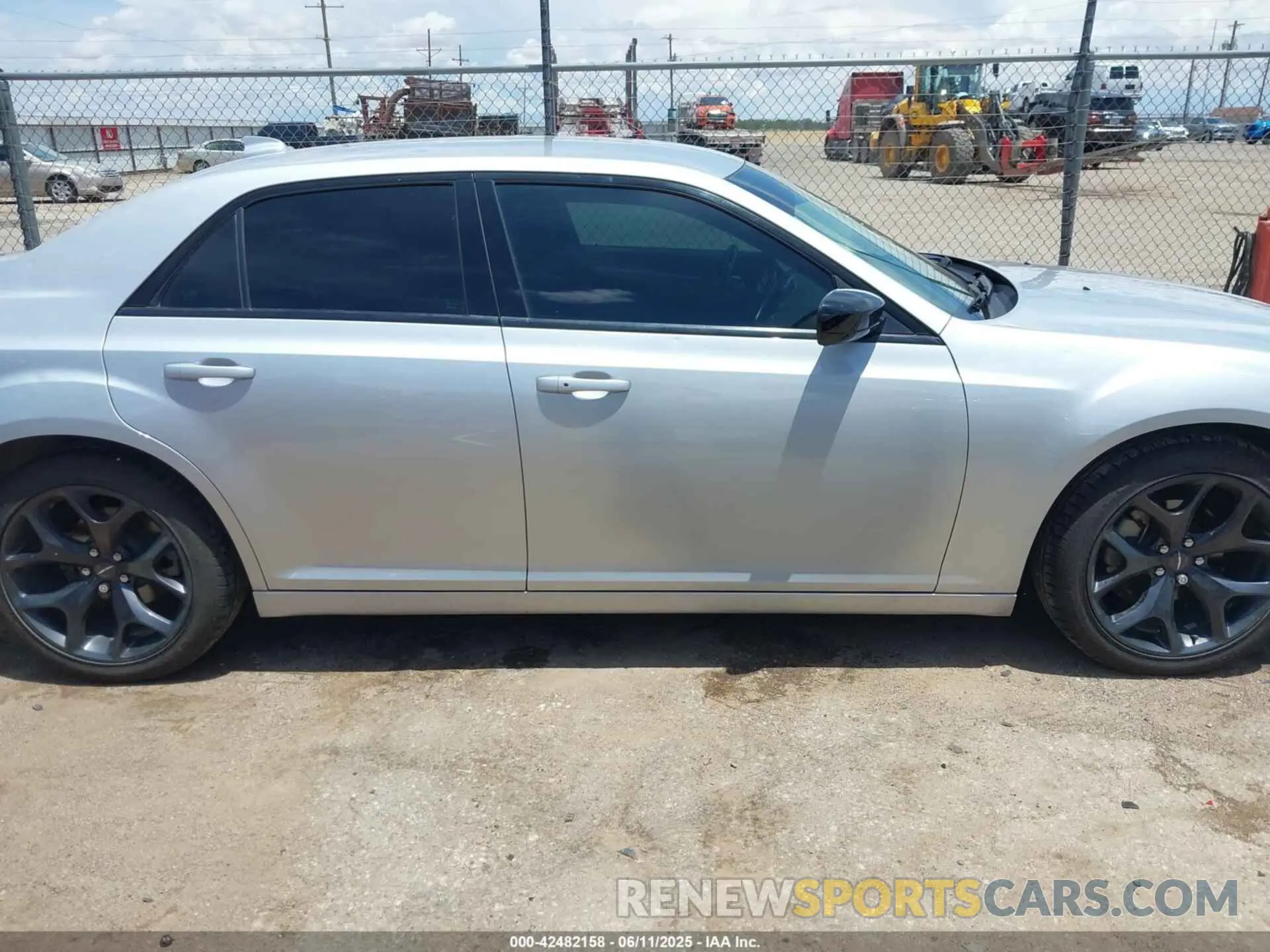 13 Photograph of a damaged car 2C3CCAAGXMH602416 CHRYSLER 300 2021