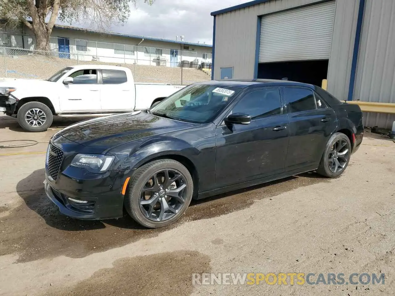 1 Photograph of a damaged car 2C3CCAAGXMH669081 CHRYSLER 300 2021
