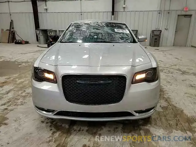 11 Photograph of a damaged car 2C3CCAAGXMH683448 CHRYSLER 300 2021