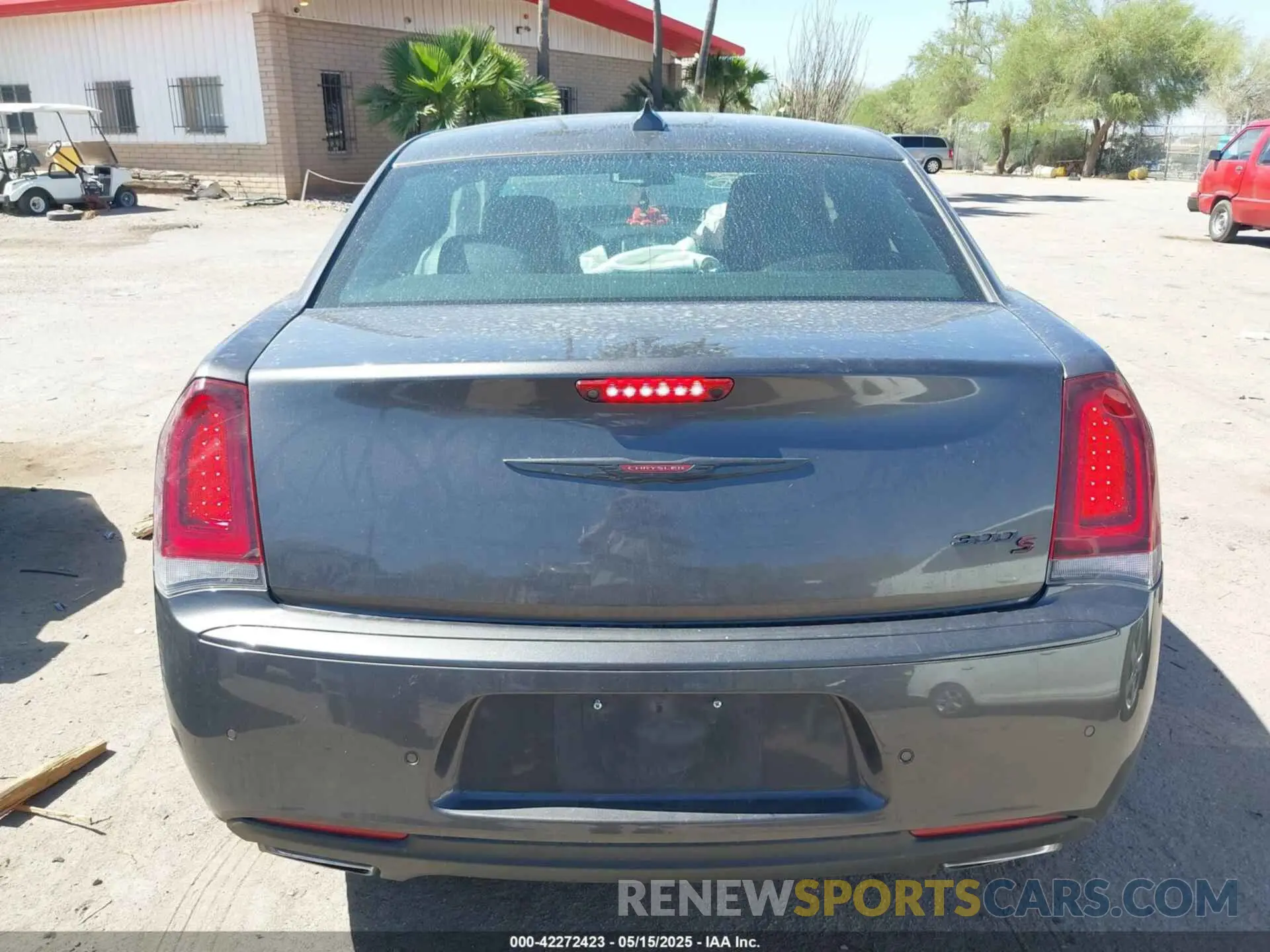15 Photograph of a damaged car 2C3CCABG1MH629812 CHRYSLER 300 2021
