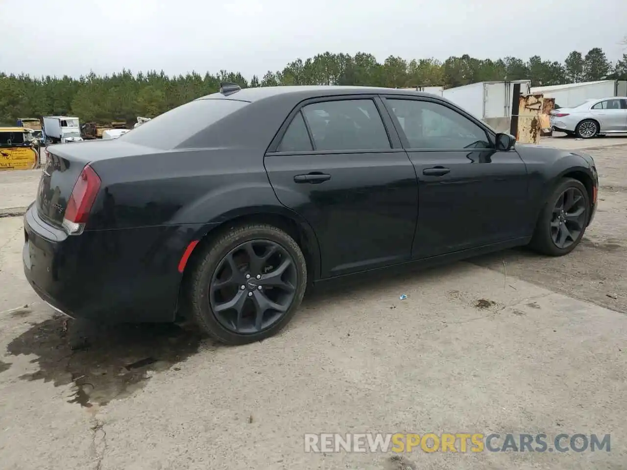 3 Photograph of a damaged car 2C3CCABG2MH525586 CHRYSLER 300 2021