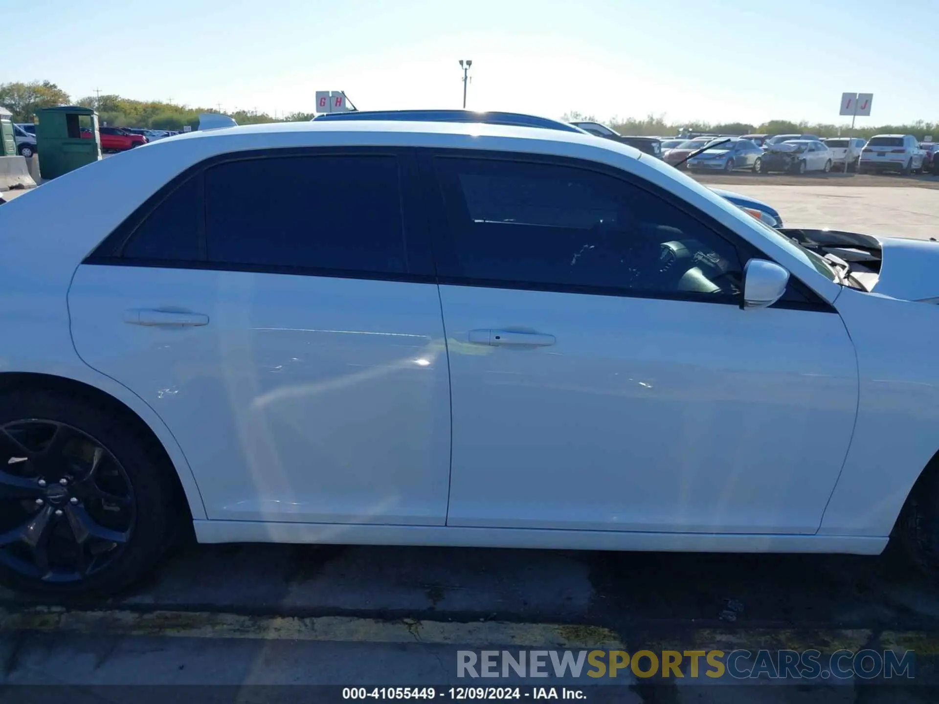 14 Photograph of a damaged car 2C3CCABG3MH506965 CHRYSLER 300 2021