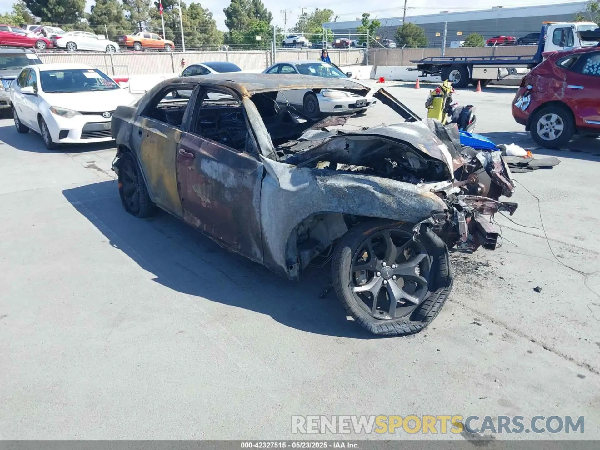 1 Photograph of a damaged car 2C3CCABG3MH660642 CHRYSLER 300 2021