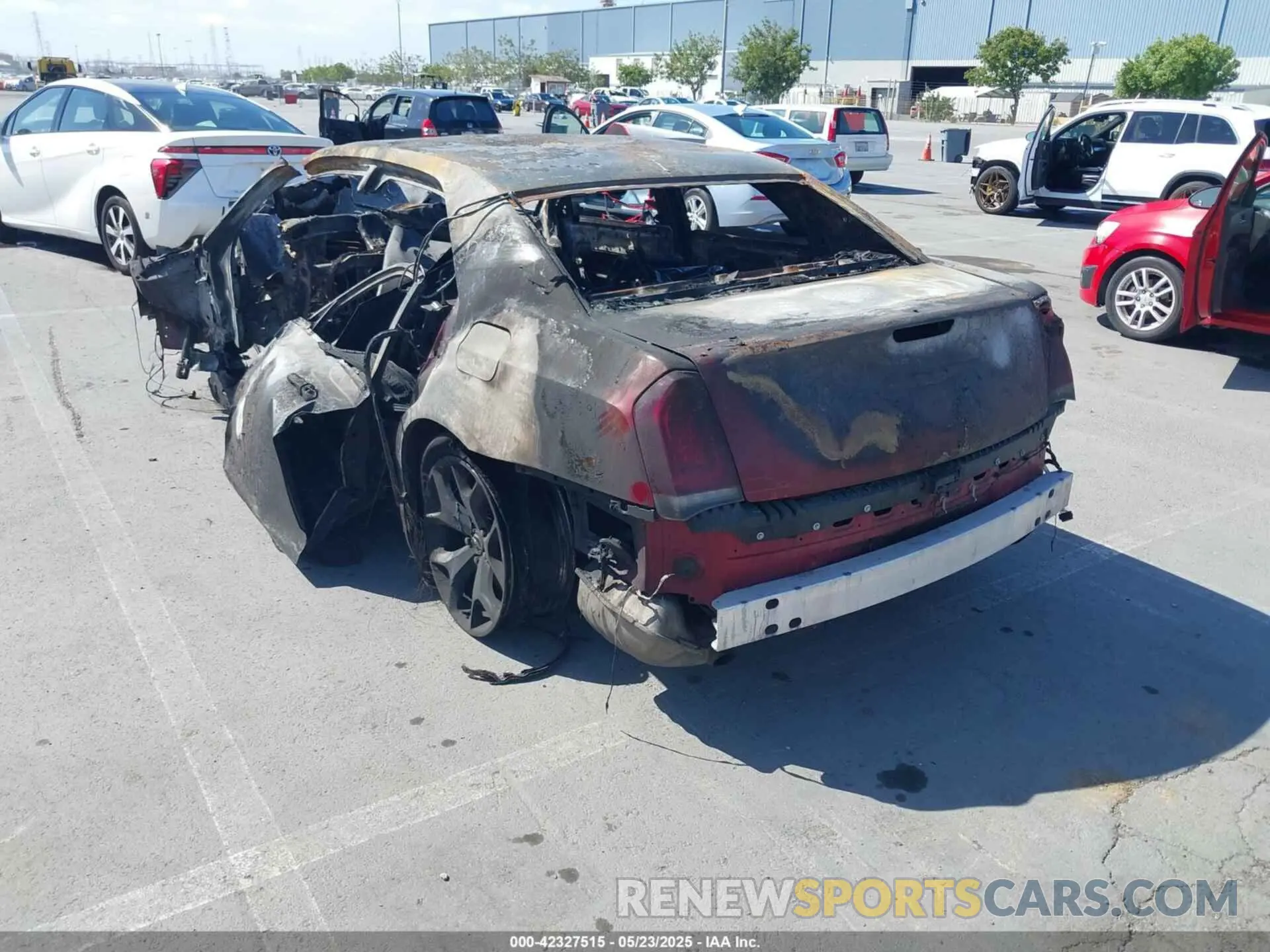 3 Photograph of a damaged car 2C3CCABG3MH660642 CHRYSLER 300 2021