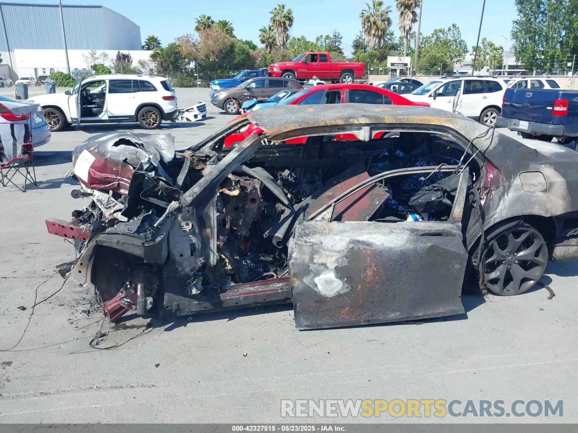6 Photograph of a damaged car 2C3CCABG3MH660642 CHRYSLER 300 2021