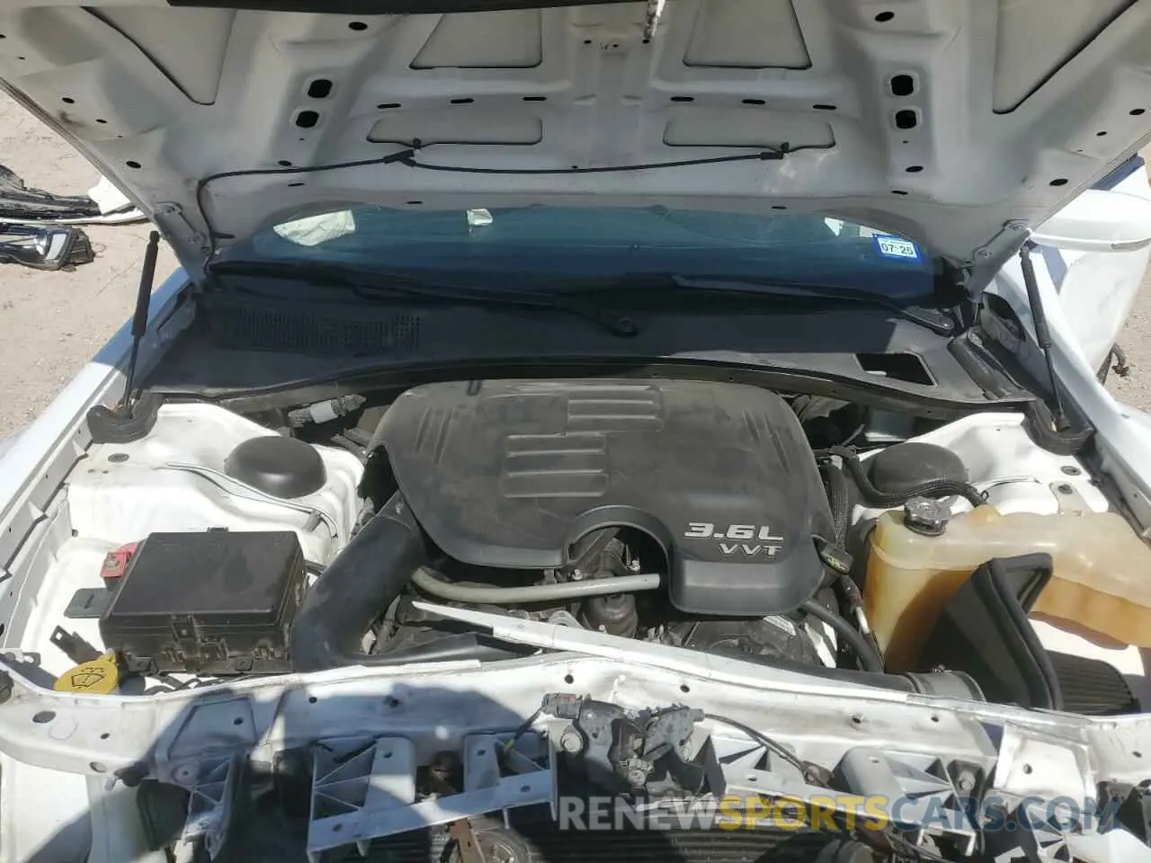 11 Photograph of a damaged car 2C3CCABG4MH554460 CHRYSLER 300 2021