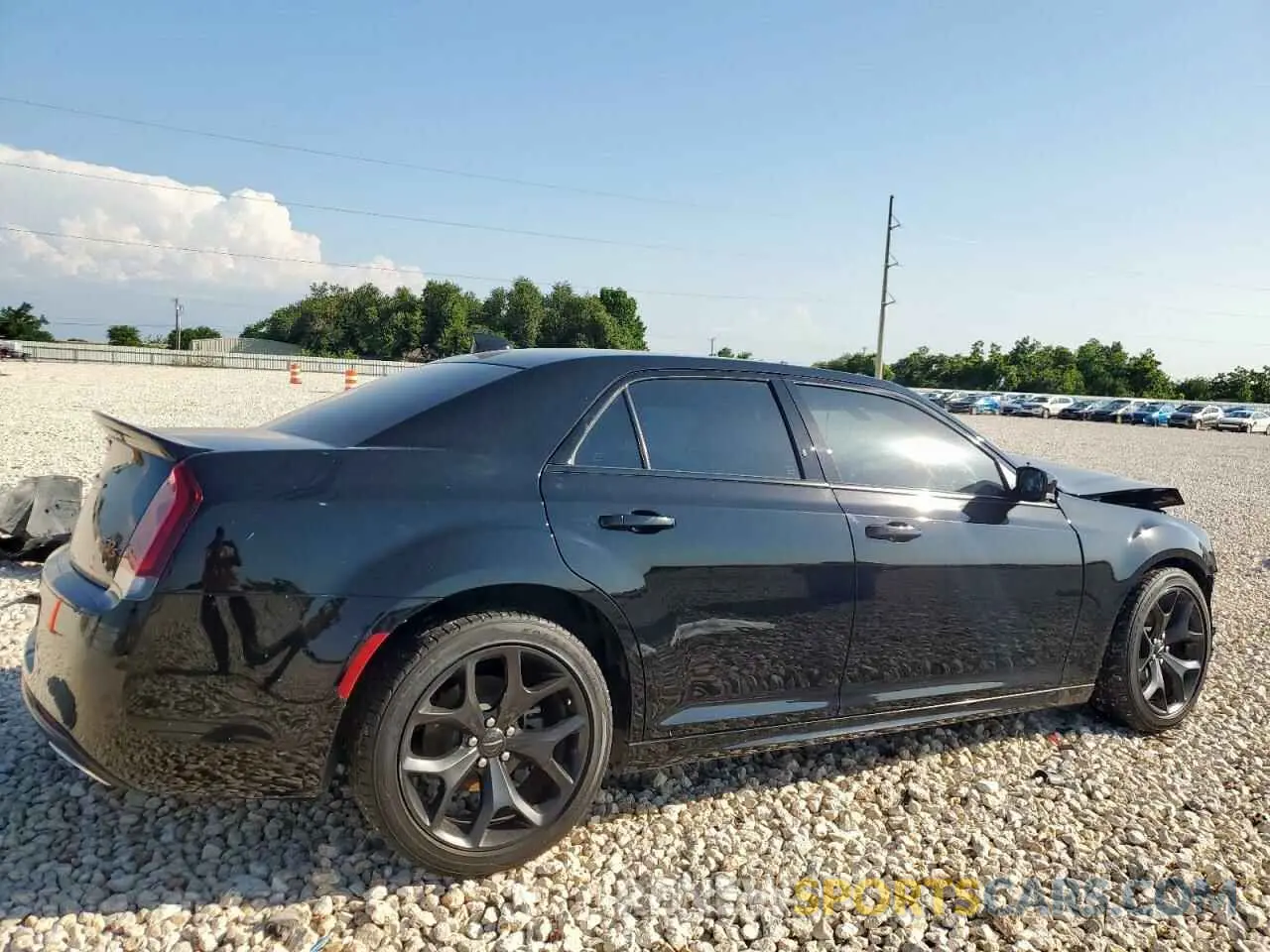 3 Photograph of a damaged car 2C3CCABG4MH609408 CHRYSLER 300 2021