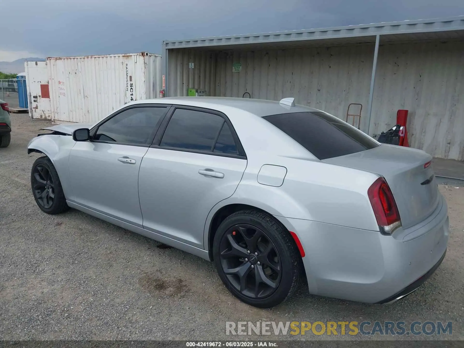 3 Photograph of a damaged car 2C3CCABG6MH520049 CHRYSLER 300 2021