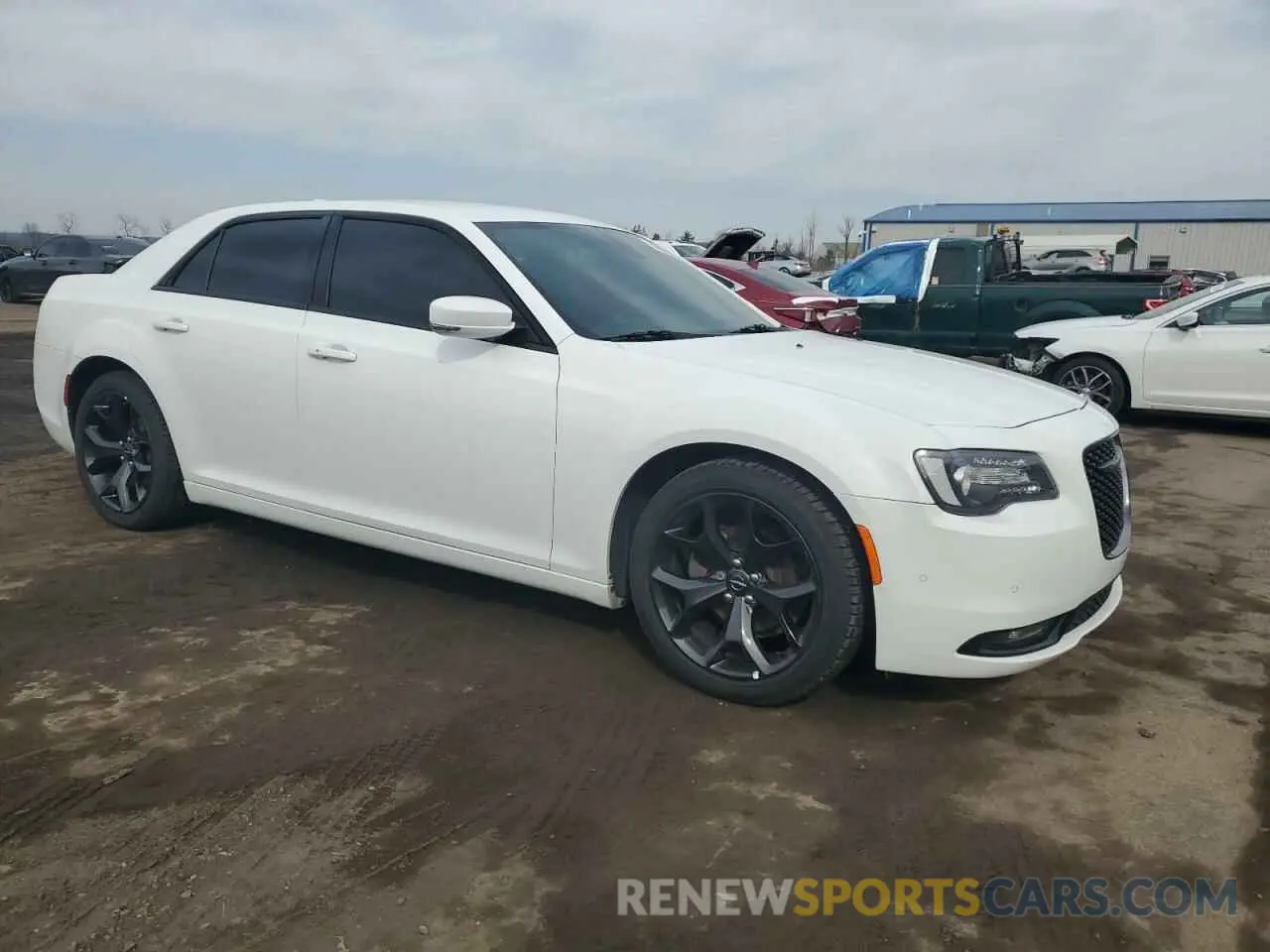 4 Photograph of a damaged car 2C3CCABG6MH554475 CHRYSLER 300 2021