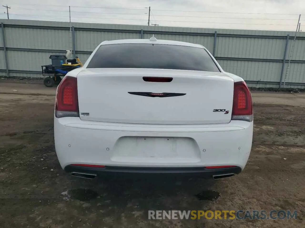6 Photograph of a damaged car 2C3CCABG6MH554475 CHRYSLER 300 2021