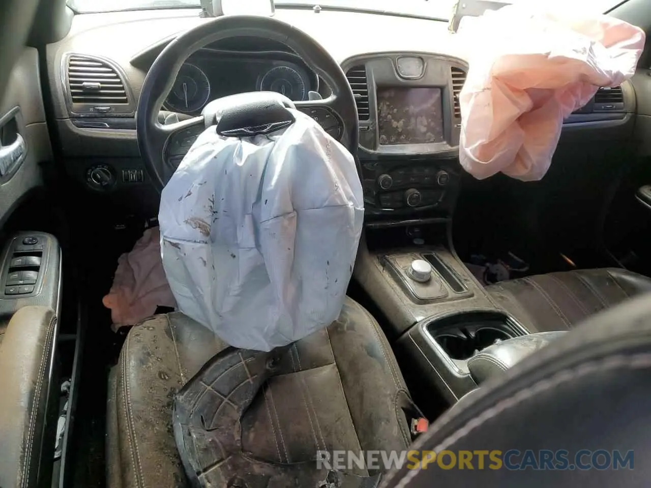 8 Photograph of a damaged car 2C3CCABG7MH541315 CHRYSLER 300 2021