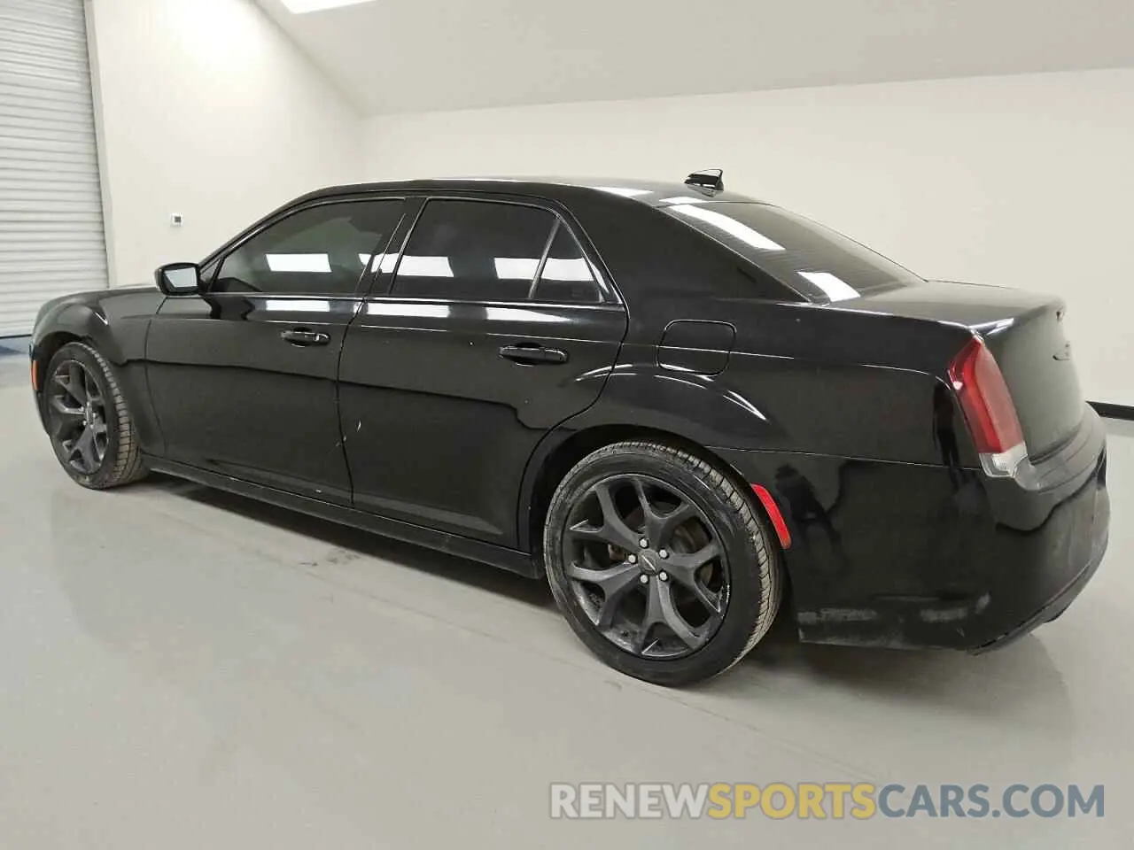 2 Photograph of a damaged car 2C3CCABG8MH520182 CHRYSLER 300 2021