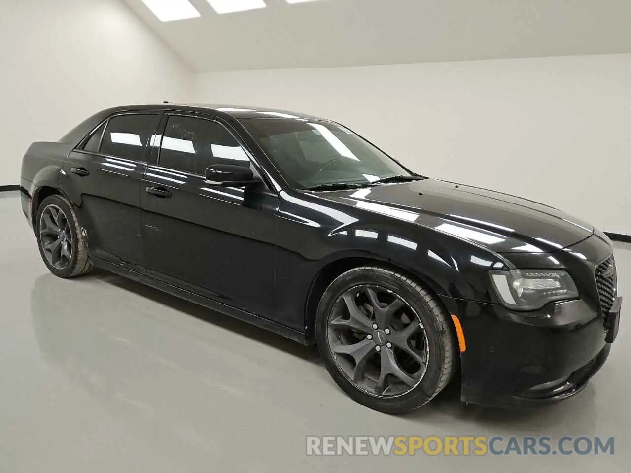 4 Photograph of a damaged car 2C3CCABG8MH520182 CHRYSLER 300 2021
