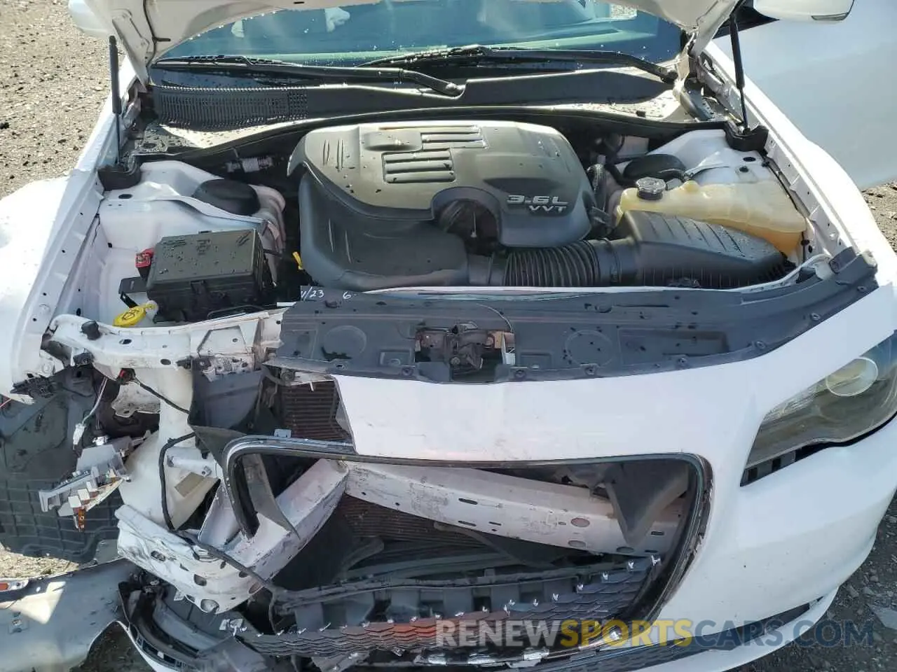 11 Photograph of a damaged car 2C3CCABG9MH546113 CHRYSLER 300 2021