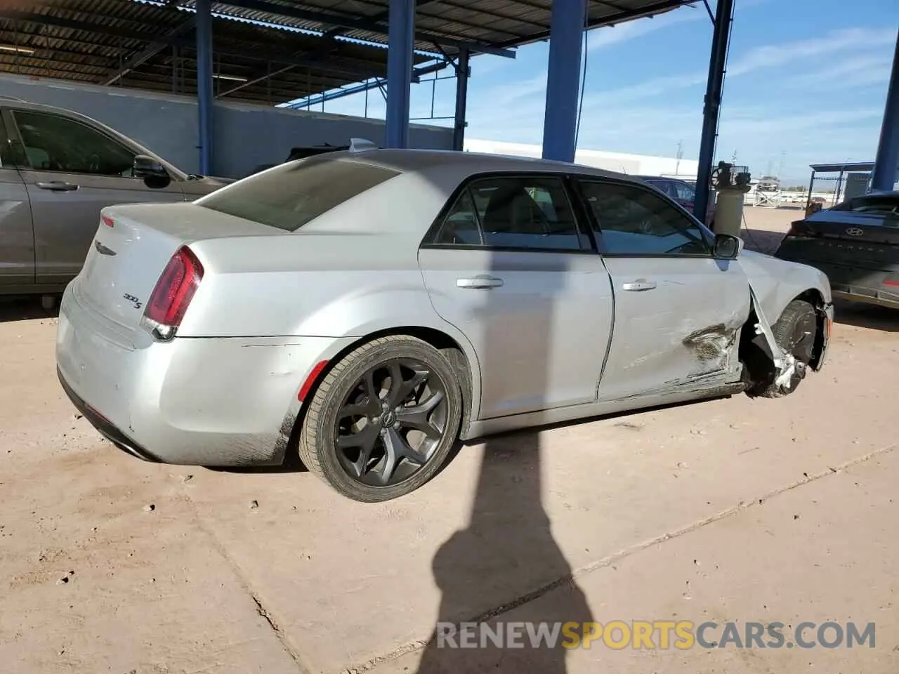 3 Photograph of a damaged car 2C3CCABGXMH529143 CHRYSLER 300 2021