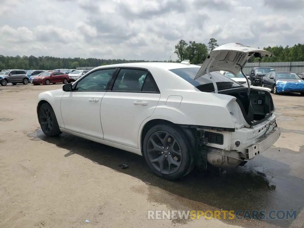 2 Photograph of a damaged car 2C3CCABGXMH549781 CHRYSLER 300 2021