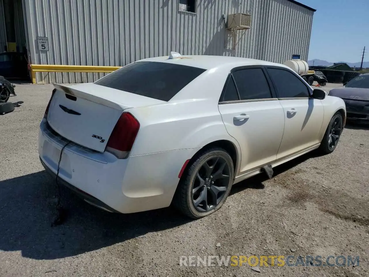 3 Photograph of a damaged car 2C3CCABT6MH669056 CHRYSLER 300 2021