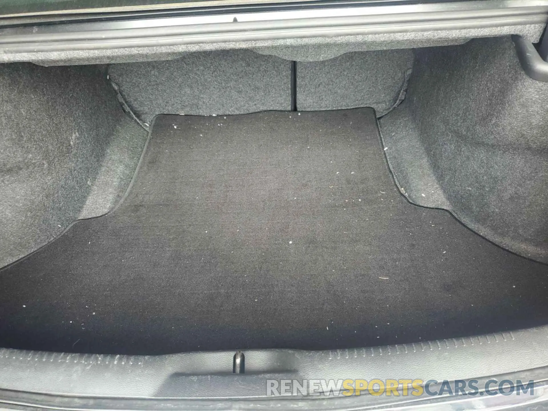 6 Photograph of a damaged car 2C3CCARG0MH571021 CHRYSLER 300 2021