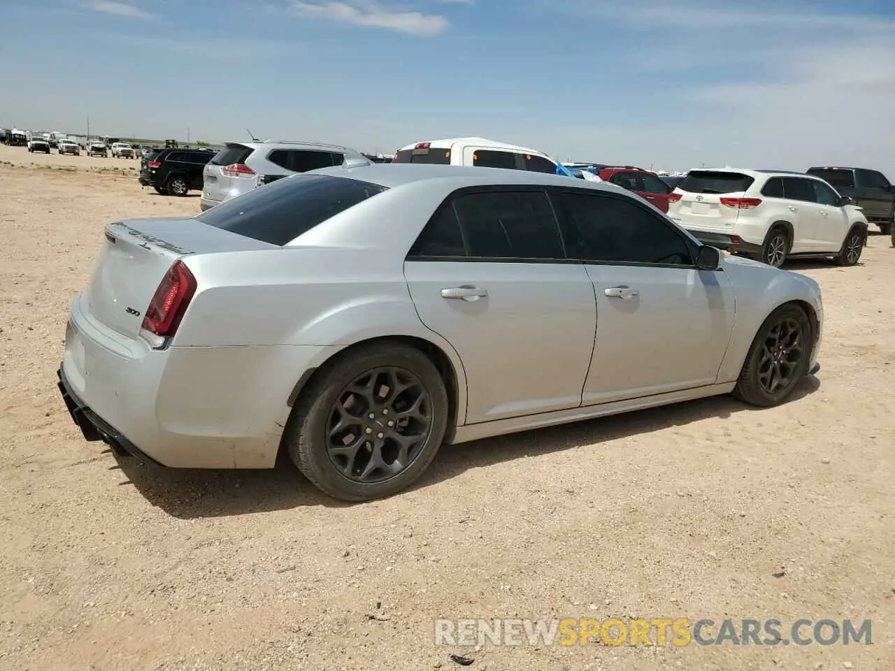 3 Photograph of a damaged car 2C3CCARG4MH613979 CHRYSLER 300 2021