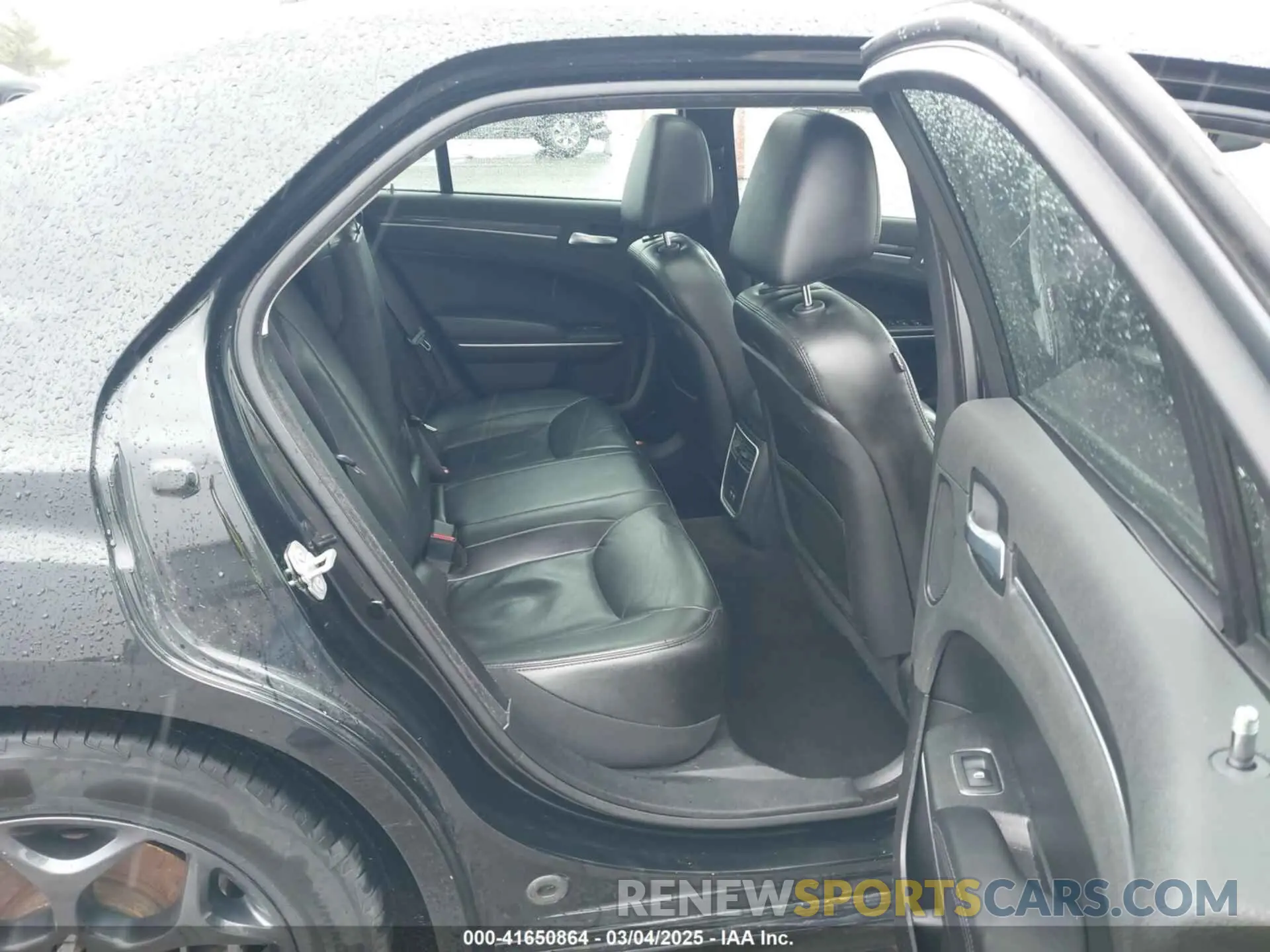 8 Photograph of a damaged car 2C3CCARGXMH576100 CHRYSLER 300 2021