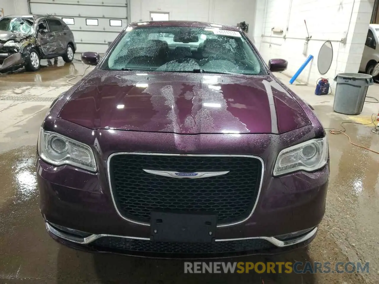 5 Photograph of a damaged car 2C3CCARGXMH657761 CHRYSLER 300 2021