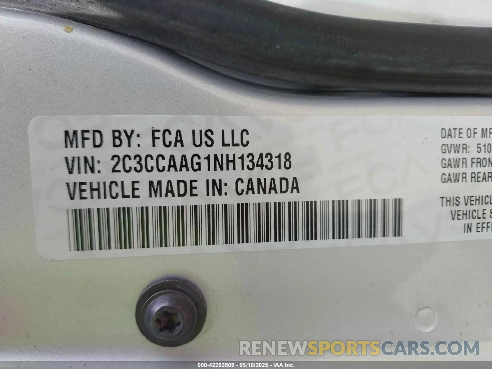 9 Photograph of a damaged car 2C3CCAAG1NH134318 CHRYSLER 300 2022