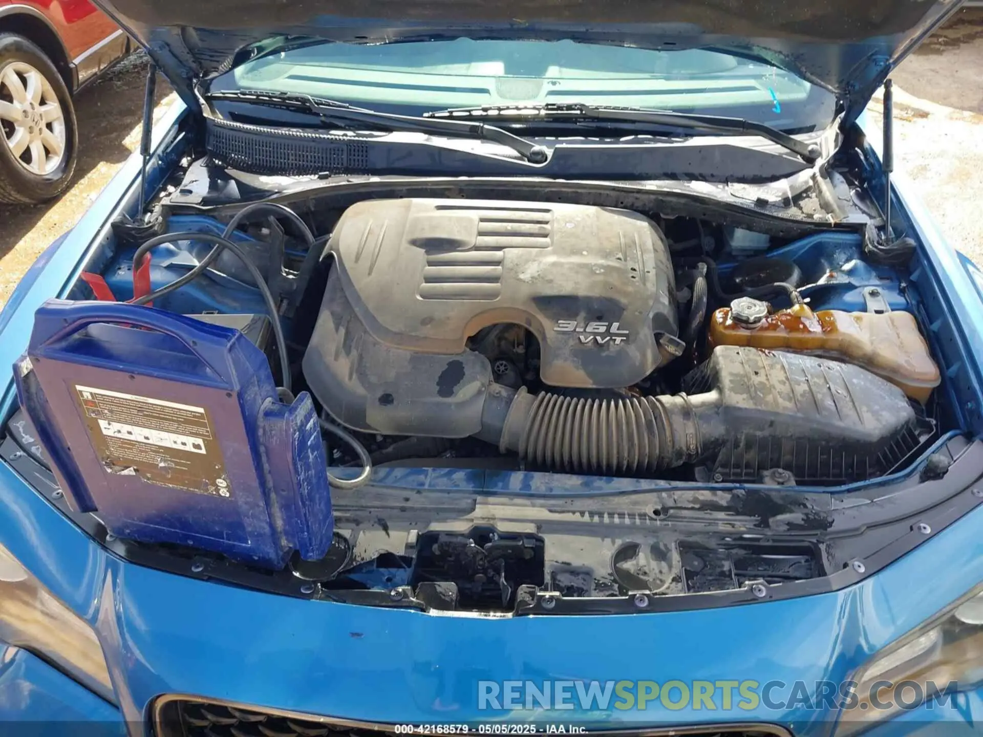 10 Photograph of a damaged car 2C3CCAAG1NH139499 CHRYSLER 300 2022