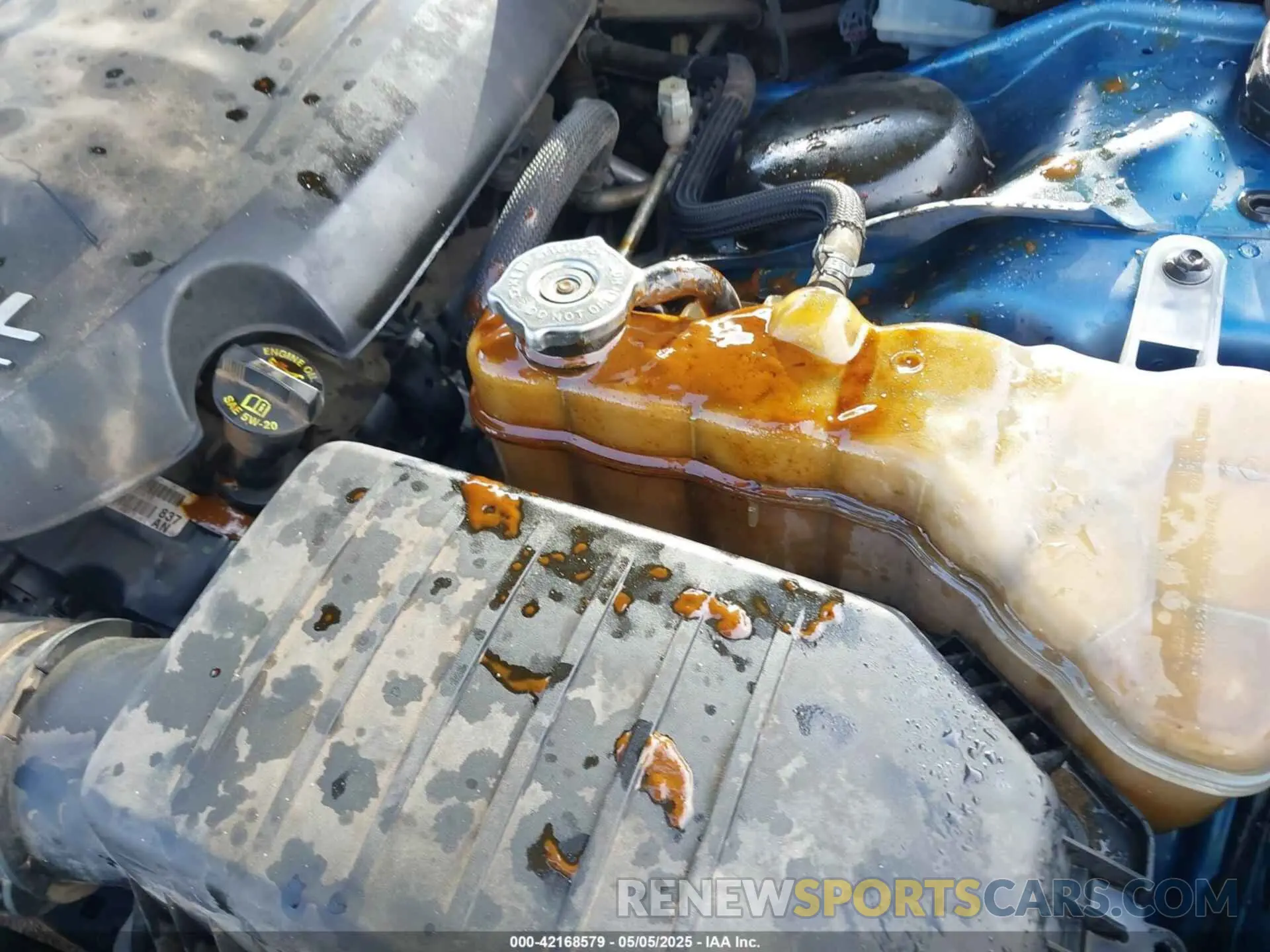 12 Photograph of a damaged car 2C3CCAAG1NH139499 CHRYSLER 300 2022