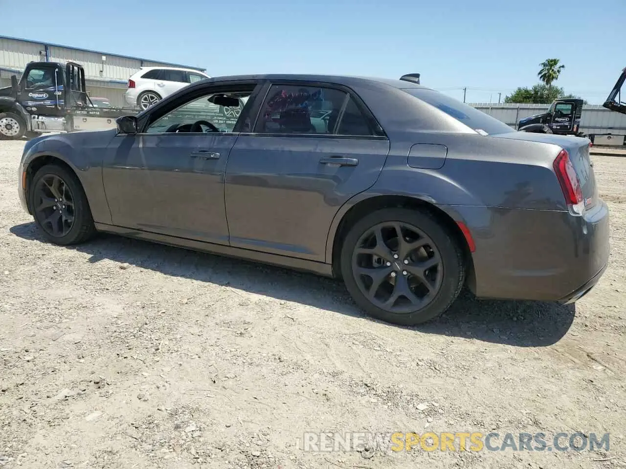 2 Photograph of a damaged car 2C3CCAAG8NH225926 CHRYSLER 300 2022