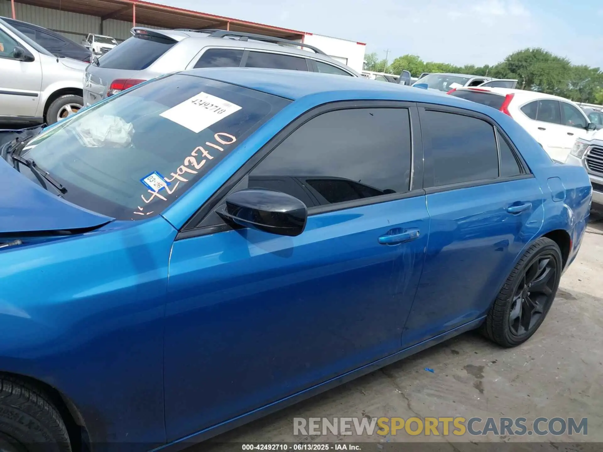 14 Photograph of a damaged car 2C3CCAAG9NH179510 CHRYSLER 300 2022