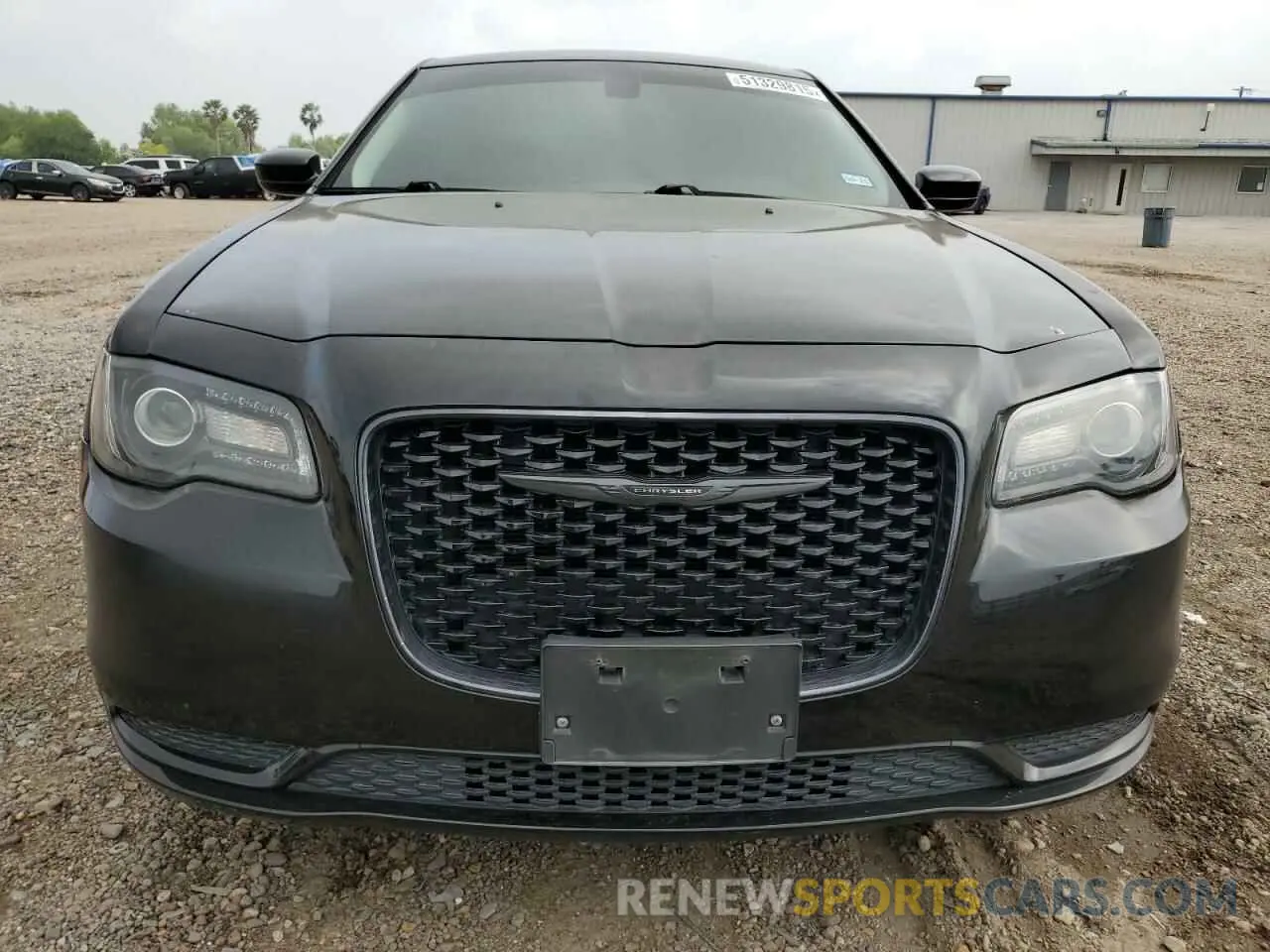 5 Photograph of a damaged car 2C3CCAAGXNH205385 CHRYSLER 300 2022