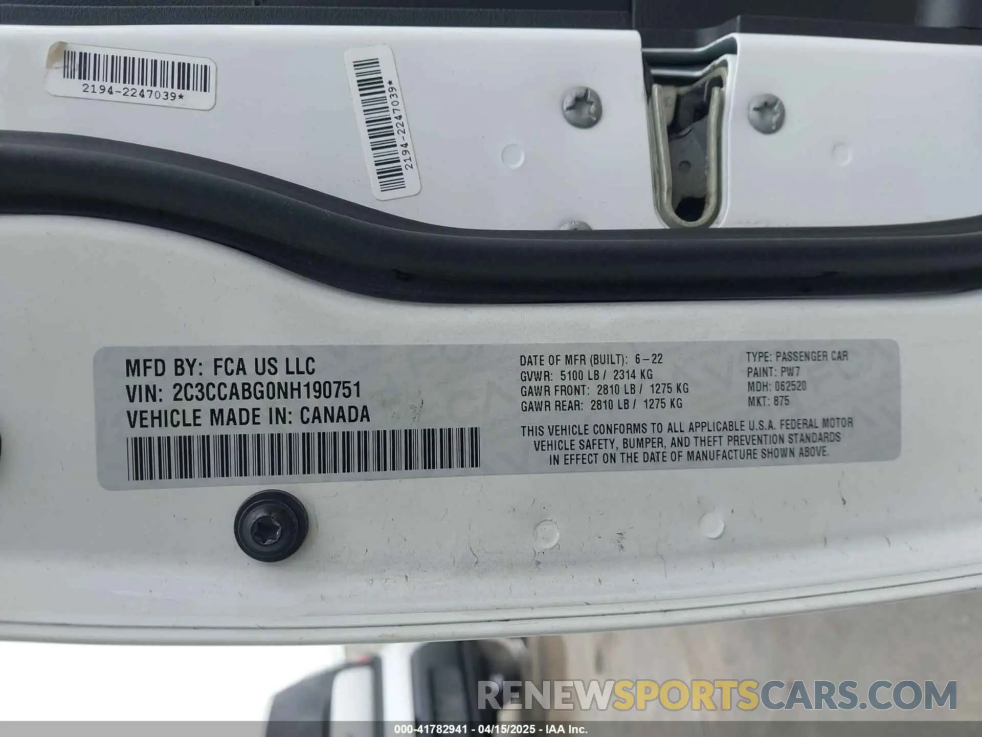 9 Photograph of a damaged car 2C3CCABG0NH190751 CHRYSLER 300 2022