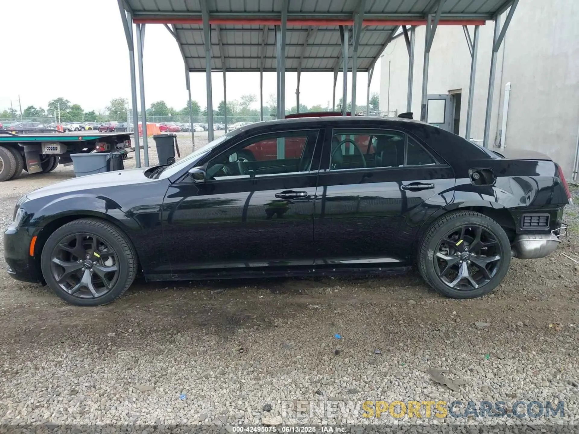 14 Photograph of a damaged car 2C3CCABG0NH199028 CHRYSLER 300 2022