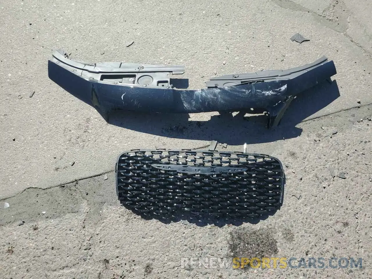 12 Photograph of a damaged car 2C3CCABG1NH115945 CHRYSLER 300 2022