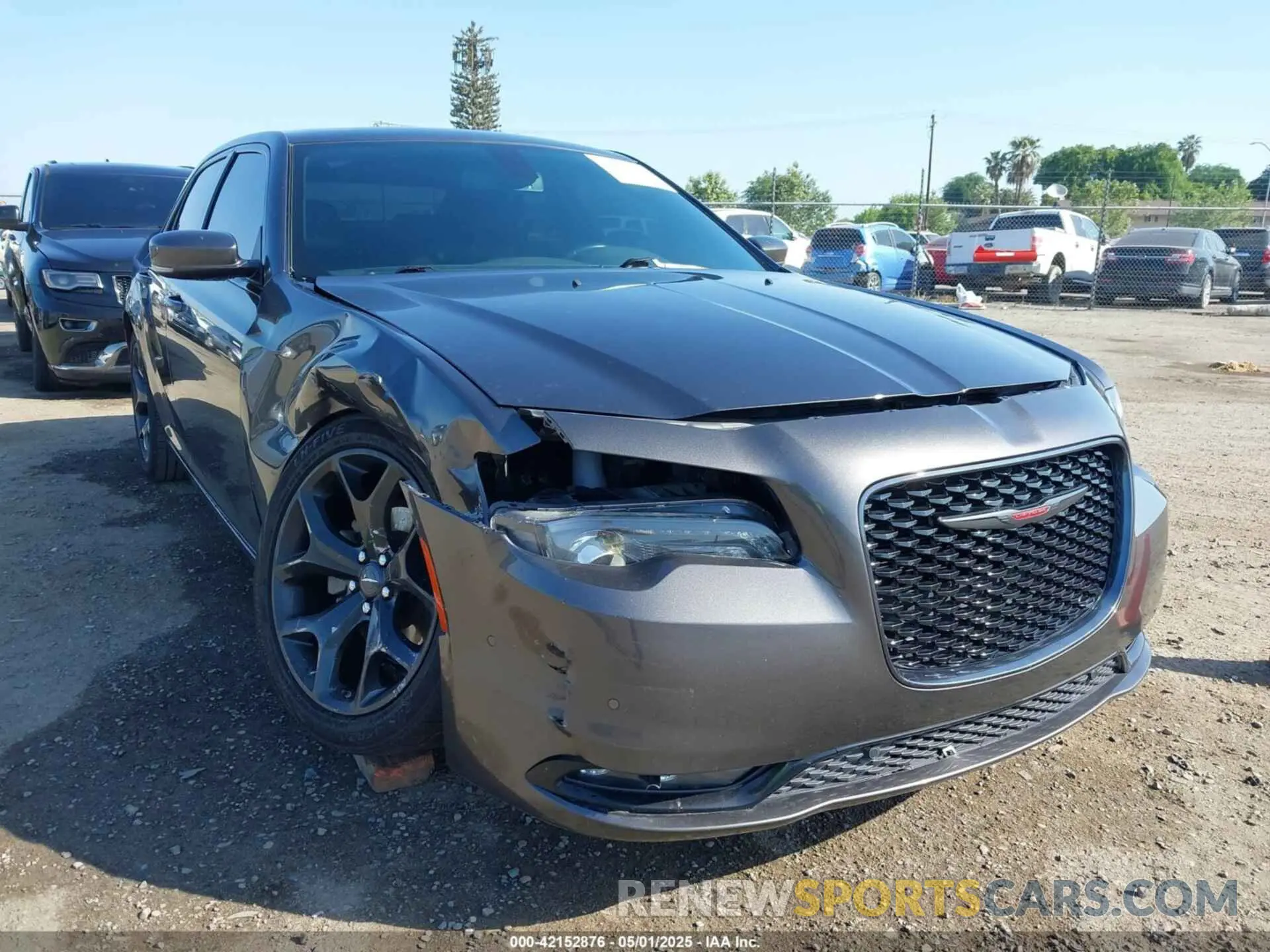 1 Photograph of a damaged car 2C3CCABG2NH123133 CHRYSLER 300 2022