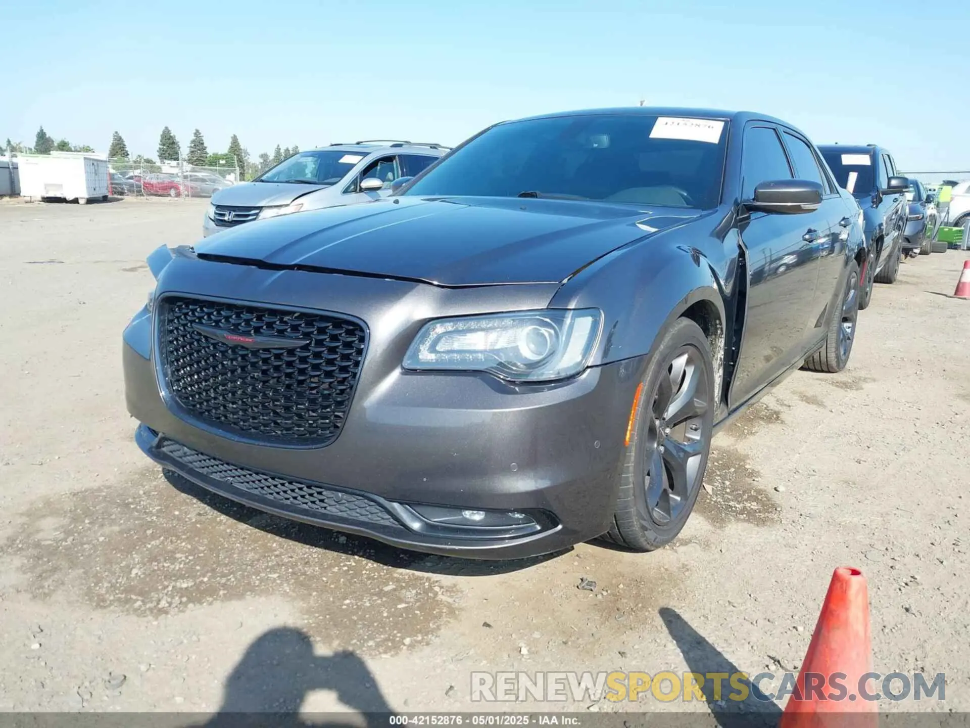 2 Photograph of a damaged car 2C3CCABG2NH123133 CHRYSLER 300 2022