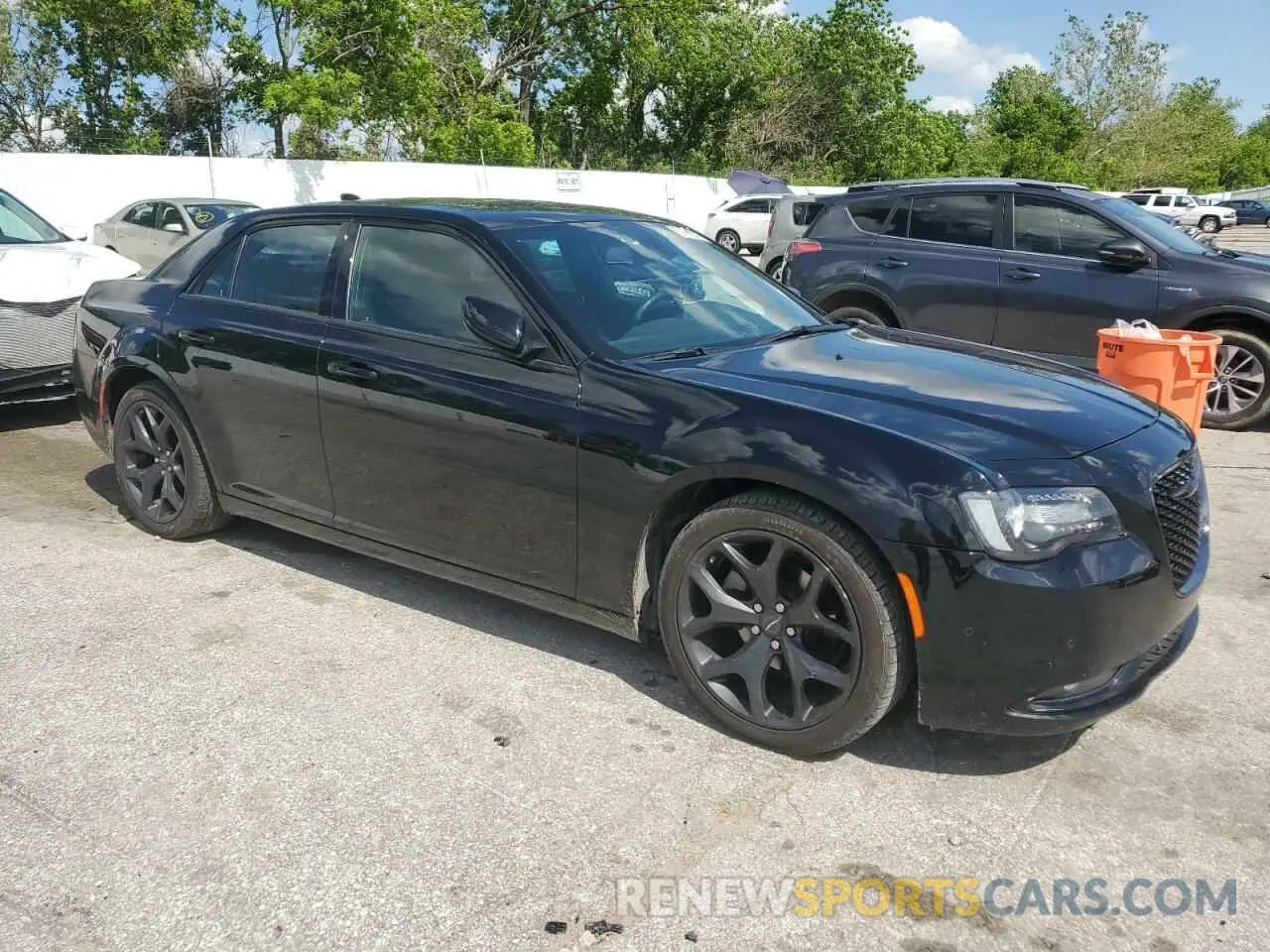 4 Photograph of a damaged car 2C3CCABG7NH221770 CHRYSLER 300 2022