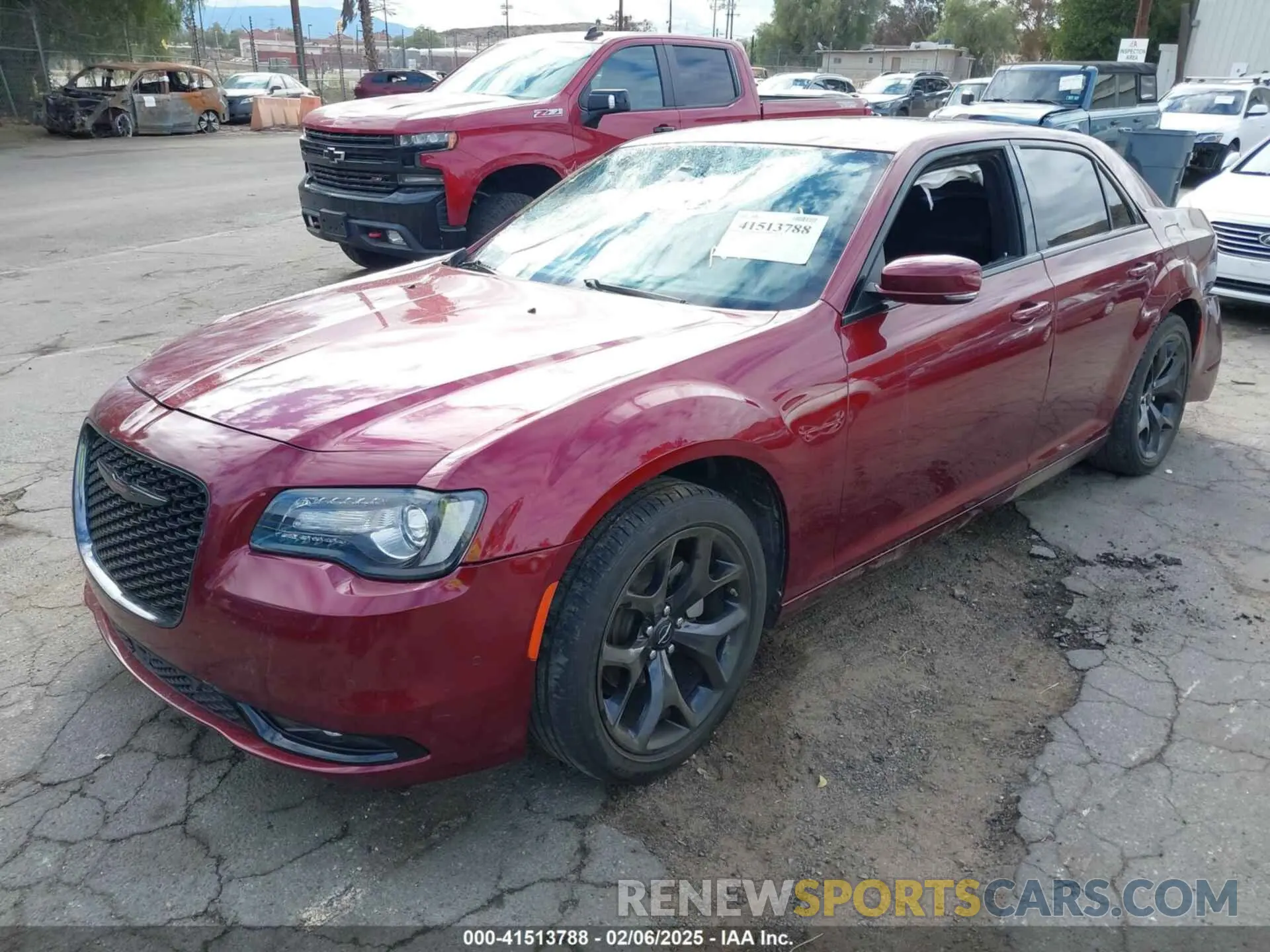 2 Photograph of a damaged car 2C3CCABG9NH123713 CHRYSLER 300 2022