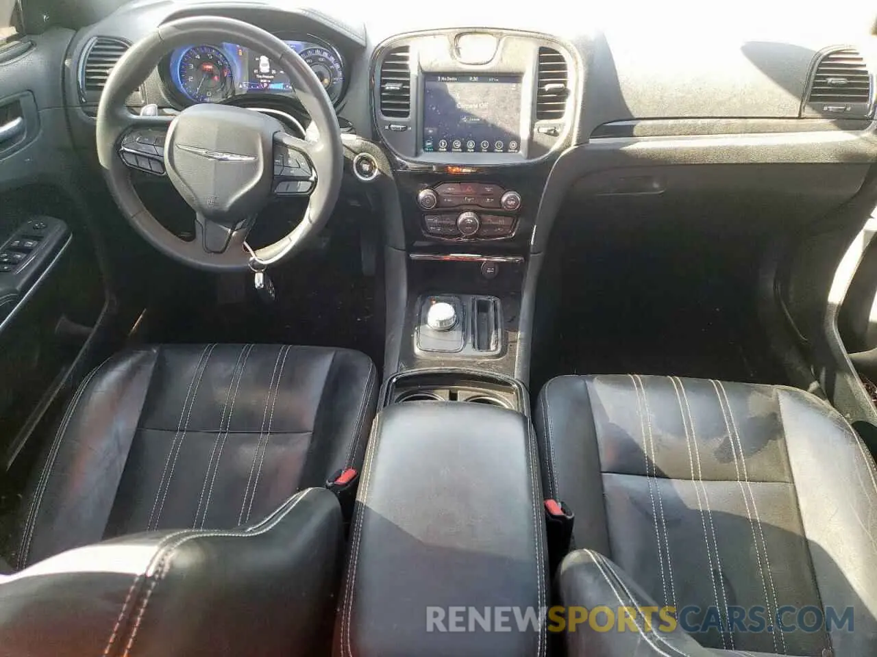 8 Photograph of a damaged car 2C3CCABGXNH221746 CHRYSLER 300 2022