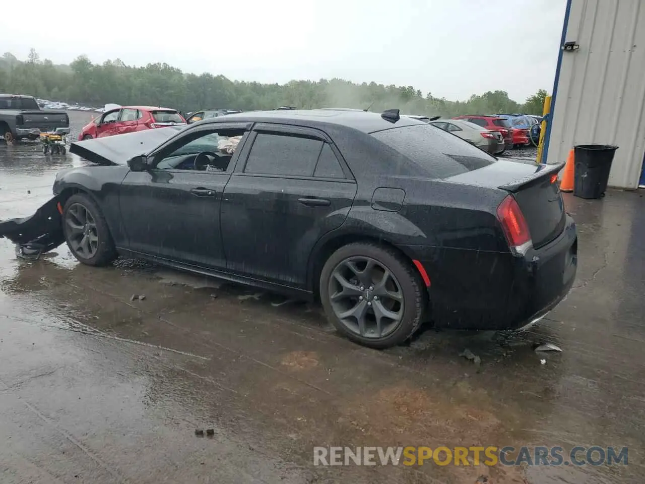 2 Photograph of a damaged car 2C3CCABT2NH237355 CHRYSLER 300 2022