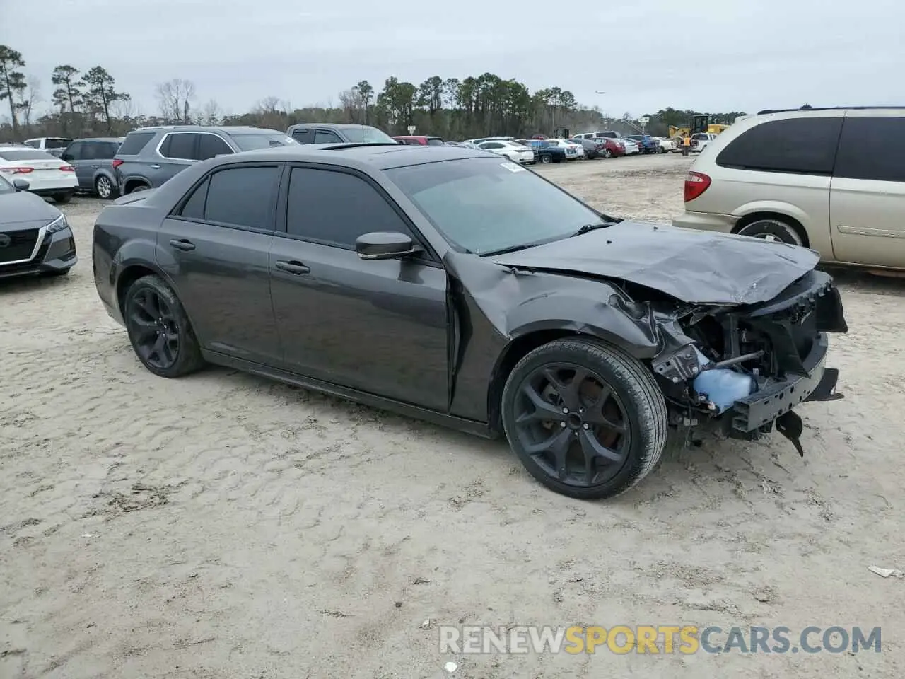 4 Photograph of a damaged car 2C3CCABT3NH162858 CHRYSLER 300 2022