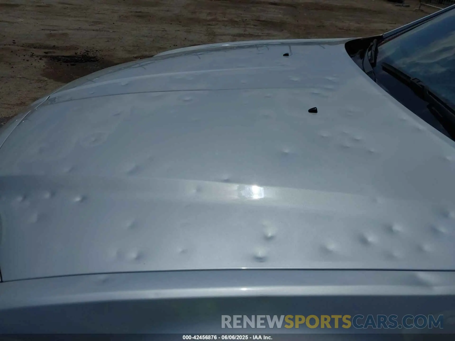 6 Photograph of a damaged car 2C3CCABT5NH206438 CHRYSLER 300 2022